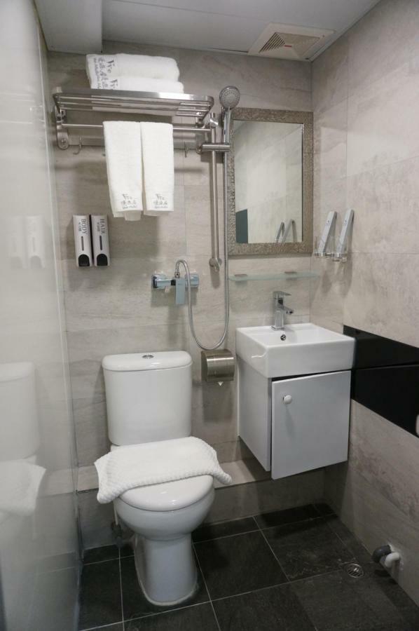 Vve Vve Hotel Hong Kong Esterno foto